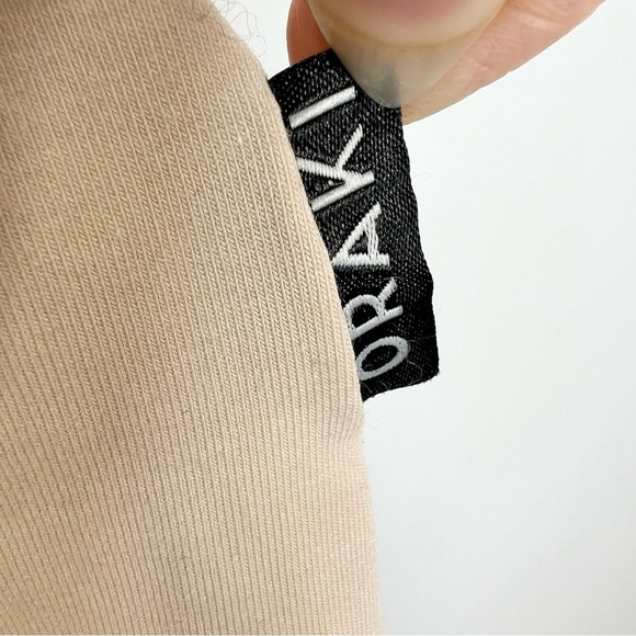 ORAKI Canada BEIGE Racerback long cami cotton blend sleeveless tunic tank top M - Picture 7 of 9